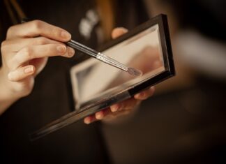 Kiedy kosmetyczka musi mieć kasę fiskalną? Kiedy kosmetyczka musi mieć kasę fiskalną?