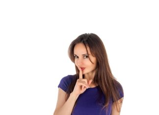 Czy gęste brwi są modne? Czy gęste brwi są modne?