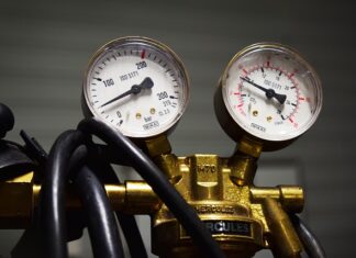 Jak ustawić reduktor CO2 w akwarium?